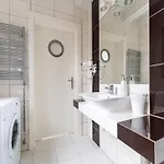 Comfortable Homes Close To The بيت للعطل غجيبوفو