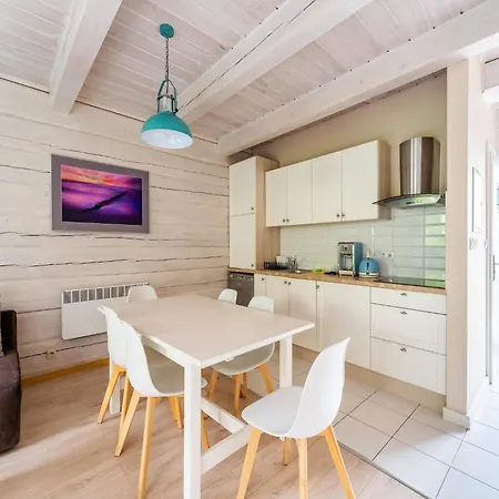 Comfortable Homes Close To The *