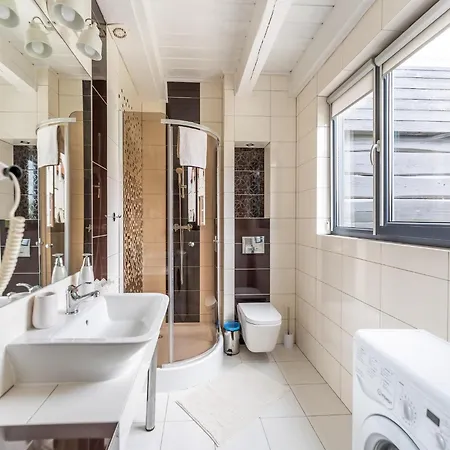 Casa vacanze Comfortable Homes Close To The *