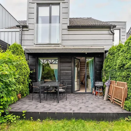 بيت للعطل Comfortable Homes Close To The