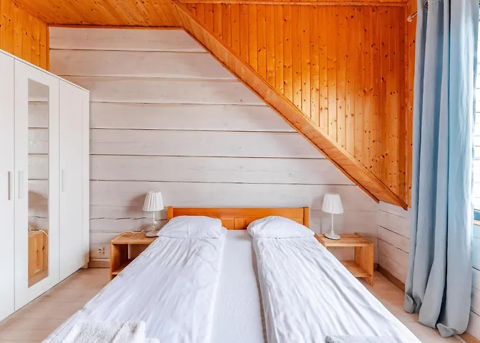 Comfortable Homes Close To The