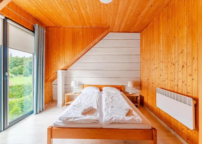 Comfortable Homes Close To The Дом отдыха