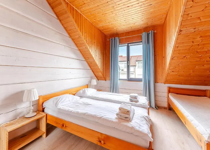 Comfortable Homes Close To The Грзибово