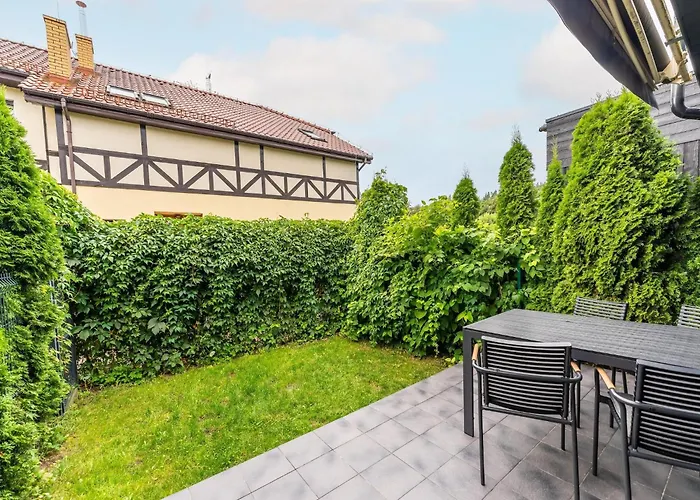 Comfortable Homes Close To The *